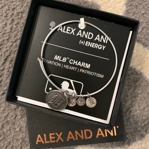 Alex & Ani MLB Detroit Tigers Bangle (NWT)